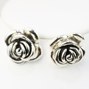 Rose Silver Choker, Pendant and Earrings Set