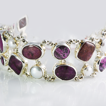 Just be a queen. .925 Sterling silver with purple aventurine, rhodolite garnet and pearl bracelet