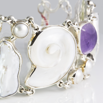 Harmony. White and purple. Sea and earth .925 Sterling silver with amethyst, mother pearl, pearl and shell.