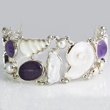 Harmony. White and purple. Sea and earth .925 Sterling silver with amethyst, mother pearl, pearl and shell.