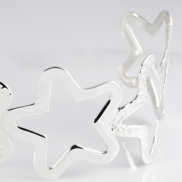 Fair stars cuff bracelet